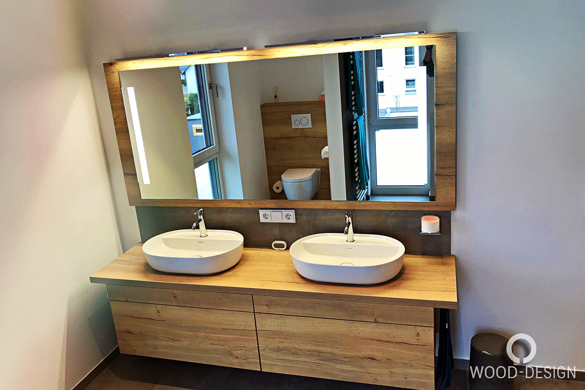 wood-design-referenzen-hochwertige-bademoebel-dezember-2018-mit-spiegel-von-vorne.jpg