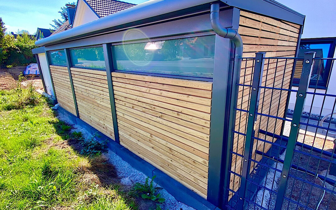 Carport und Anbau mit Rhombusleisten