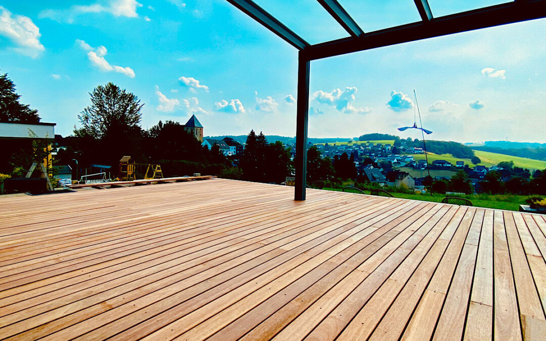 Hochwertiges Terrassendeck