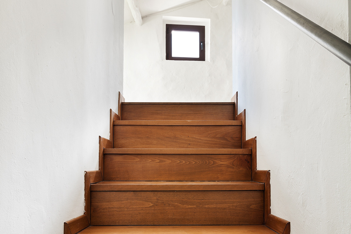 wood-design-treppen-53767178